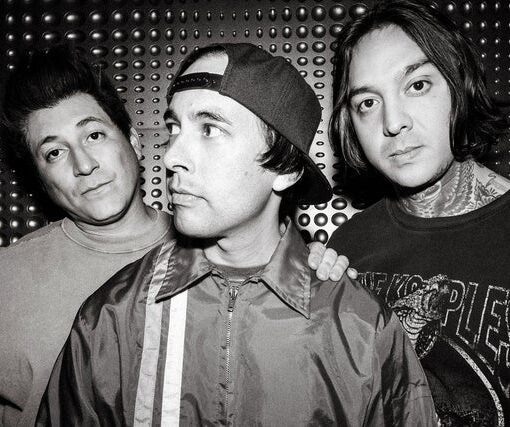 Pierce The Veil - I Cant Hear You World Tour