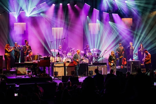 Tedeschi Trucks Band With Very Special Guest Little Feat: Live in 25