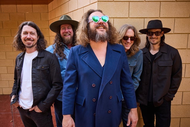 MY MORNING JACKET “is” ON TOUR!